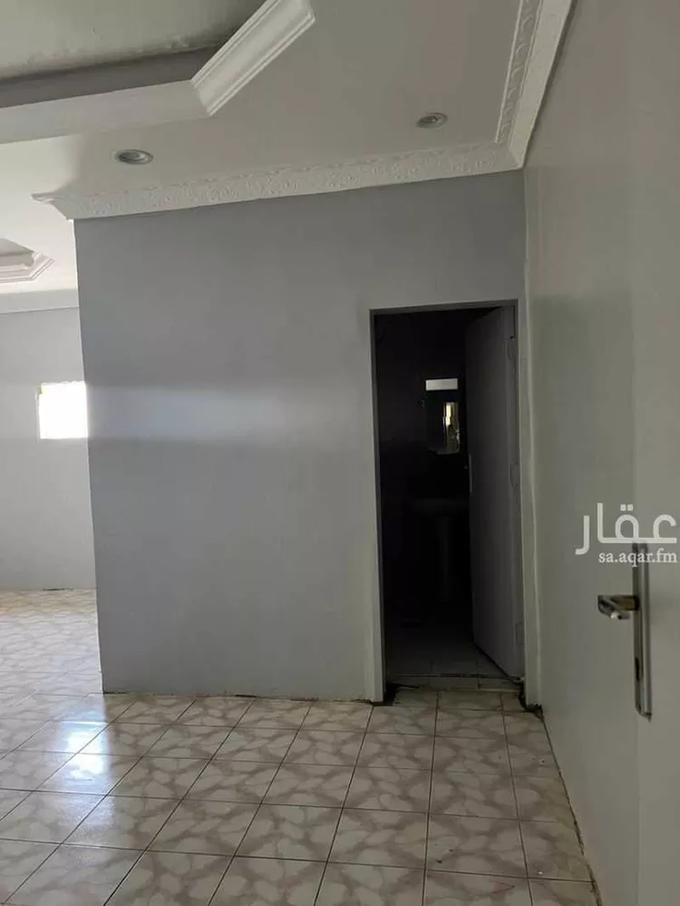 شقة للإيجار في شارع 118 العمرة 1 ، حي العمرة الجديدة ، مكة ، منطقة مكة المكرمة