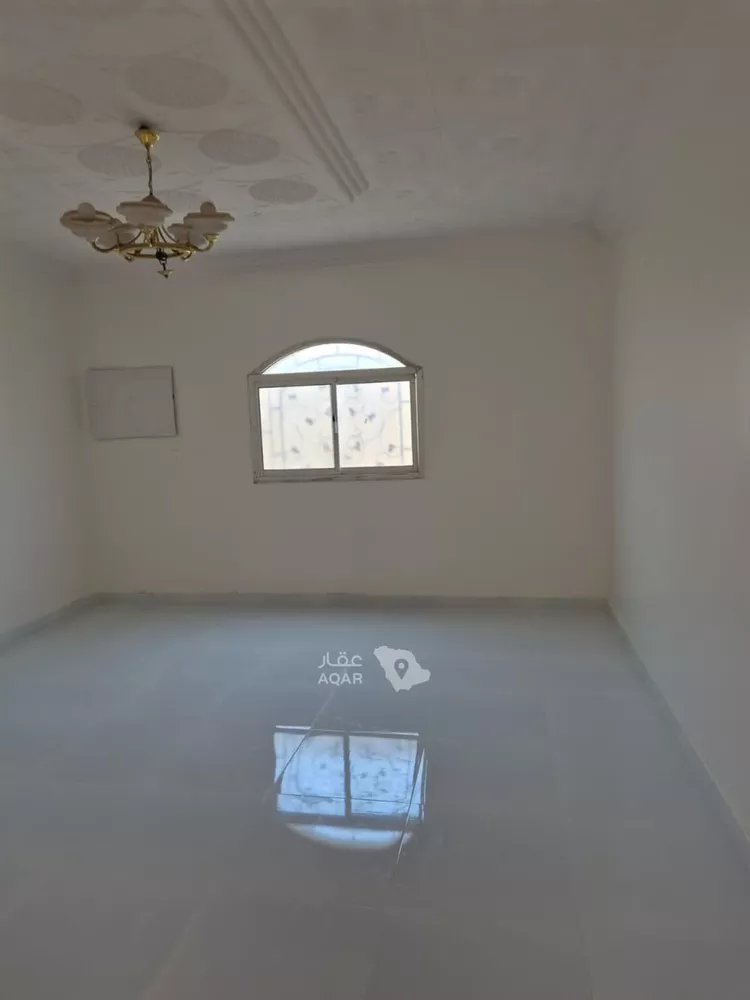 Floor for Rent in Riyadh Al Jazirah