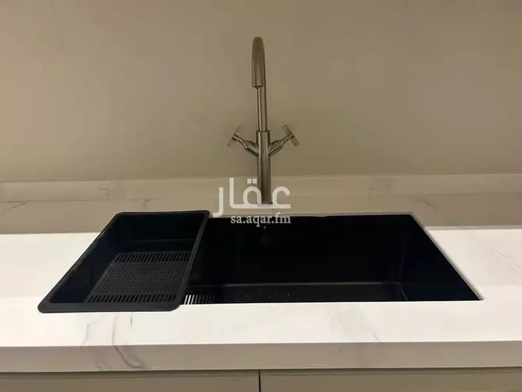 شقة للبيع في شارع 1 الجامعة, حي الجامعة, مدينة الظهران, المنطقة الشرقية صورة 4