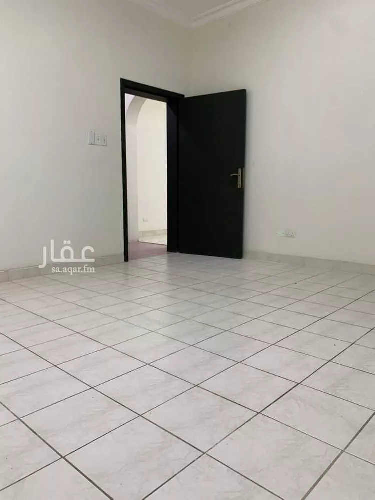شقة للإيجار في شارع السادس عشر, حي مدينة العمال, مدينة الخبر, المنطقة الشرقية 15
