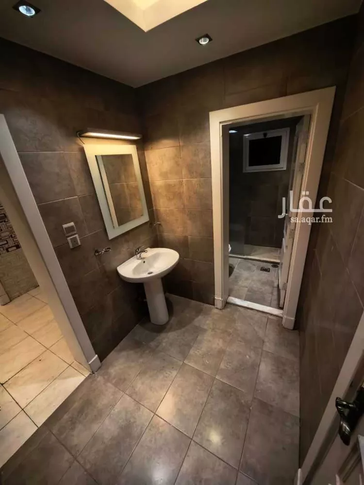 فيلا للإيجار في شارع زيد بن الازور, حي بئر عثمان, مدينة المدينة المنورة, منطقة المدينة المنورة صورة 5