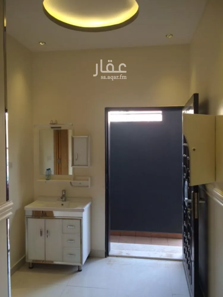 فيلا للإيجار في شارع سعد بن النعمان , حي الملز, مدينة الرياض, منطقة الرياض صورة 4