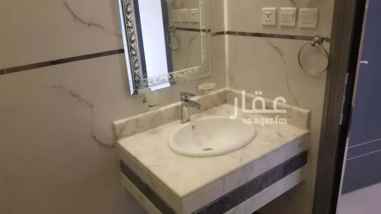 فيلا للإيجار في شارع القاسم بن عساكر, حي العليا, مدينة الرياض, منطقة الرياض صورة 2