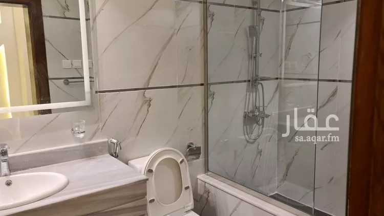 فيلا للإيجار في شارع طاهر الزمخشري, حي العليا, مدينة الرياض, منطقة الرياض 16