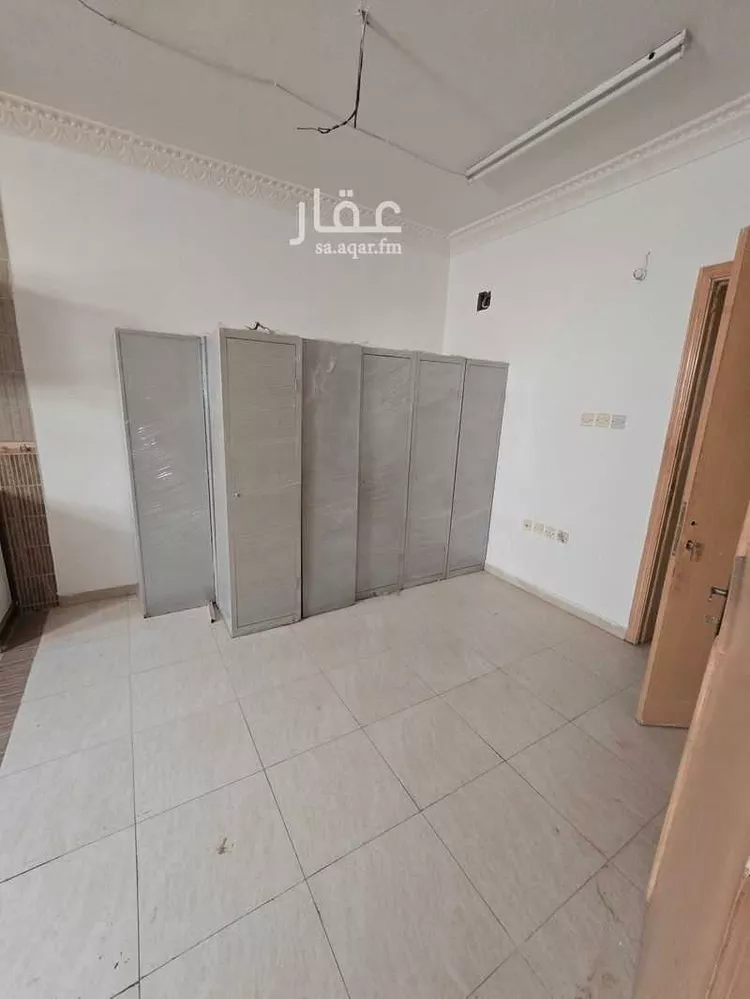 شقة للإيجار في شارع الشيخ محمد بن ابراهيم, حي ظهرة العودة شرق, مدينة امارة منطقة الرياض - الدرعيه, منطقة الرياض
