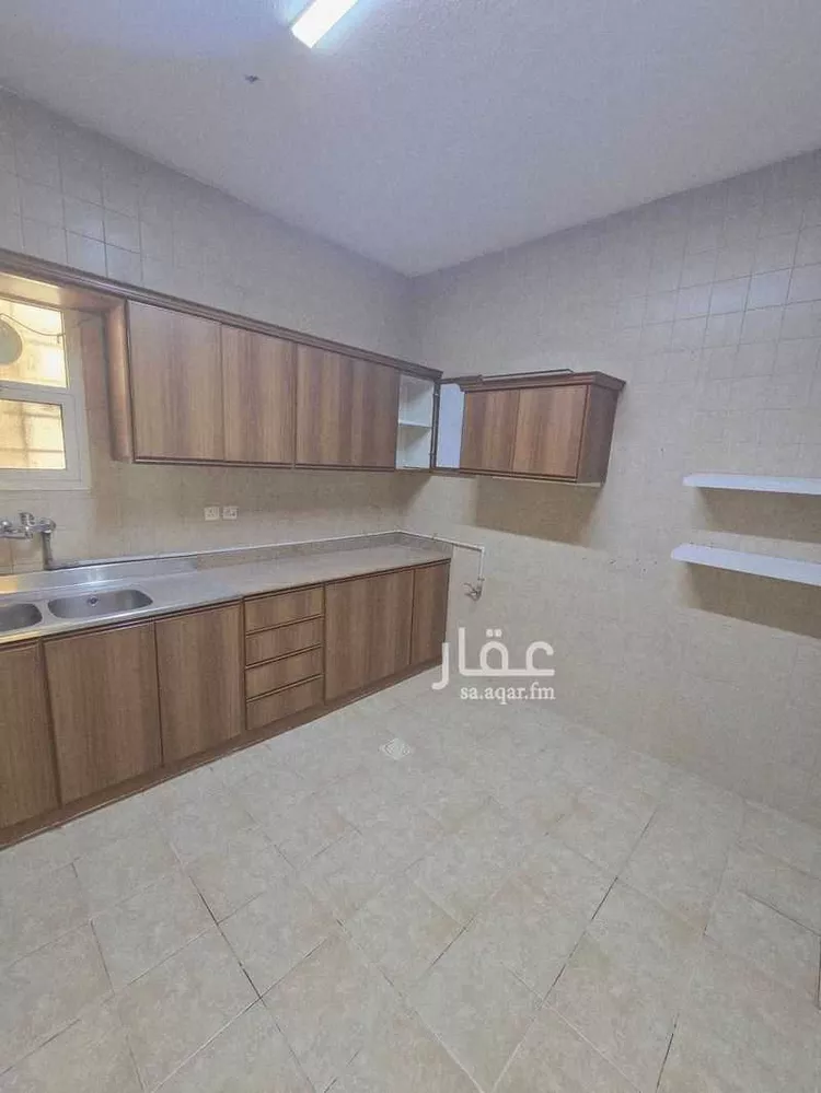 شقة للإيجار في شارع الأمير عبدالله بن سعود بن عبدالله صنيت, حي الصحافة, مدينة الرياض, منطقة الرياض صورة 3