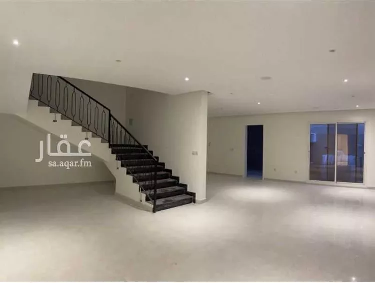 فيلا للبيع في شارع اسماعيل بن عياش, حي الشاطئ الغربي, مدينة الدمام, المنطقة الشرقية صورة 4