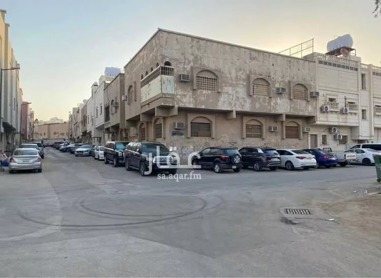 عمارة للبيع في شارع سنام, حي المعذر, مدينة الرياض, منطقة الرياض صورة 5