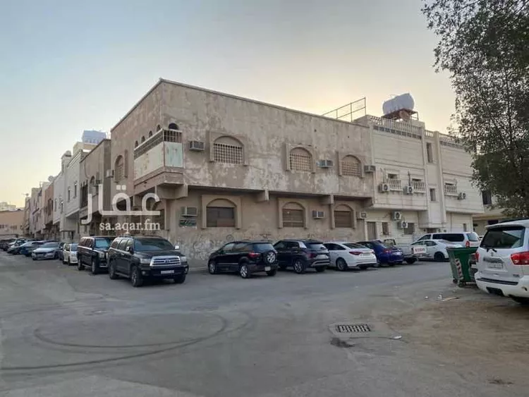 عمارة للبيع في شارع سنام, حي المعذر, مدينة الرياض, منطقة الرياض صورة 5