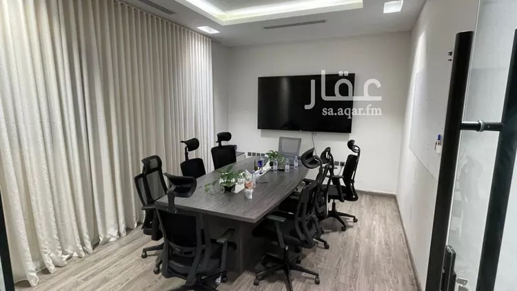 مكتب تجاري للإيجار في شارع الملك عبدالعزيز, حي الياسمين, مدينة الرياض, منطقة الرياض صورة 4