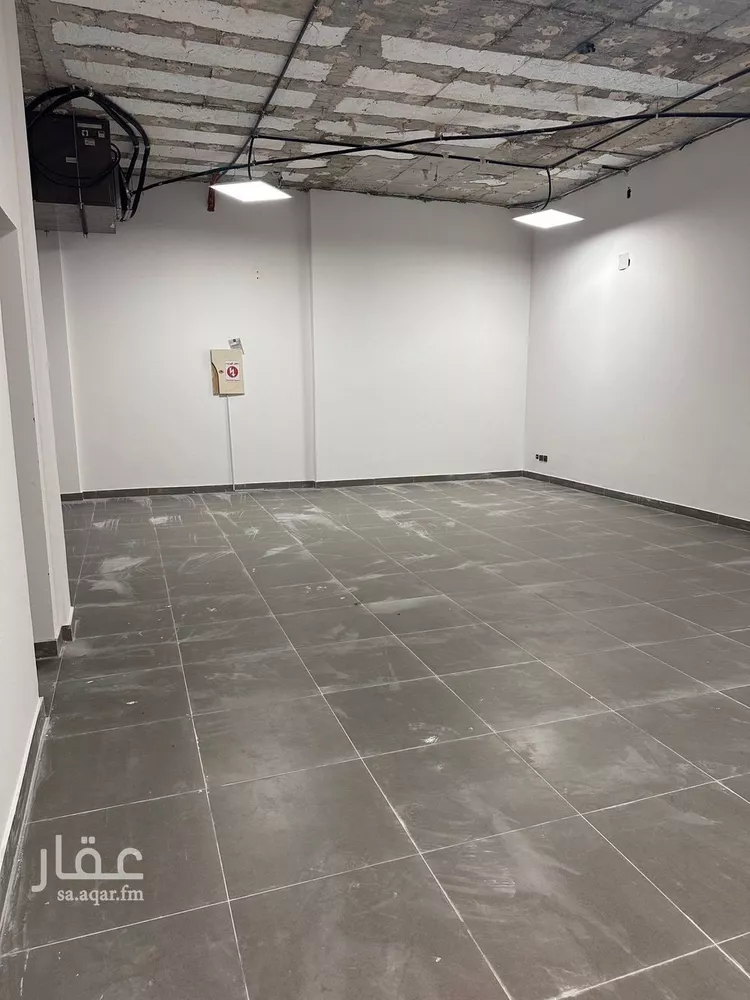 مكتب تجاري للإيجار في شارع انس بن مالك, حي الملقا, مدينة الرياض, منطقة الرياض صورة 2