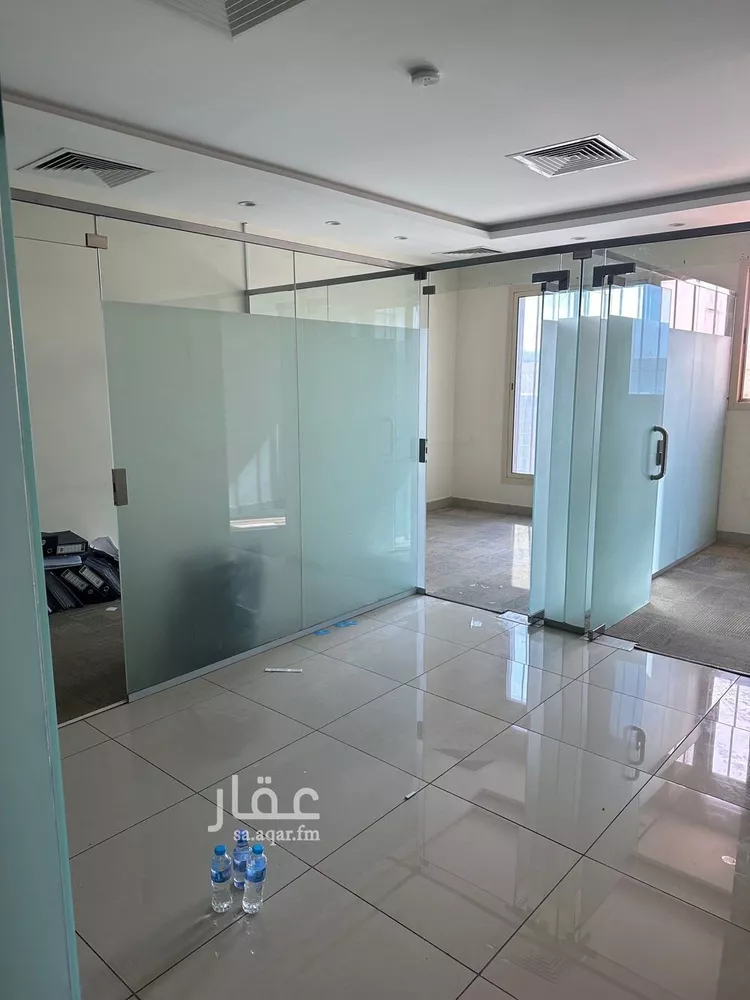 مكتب تجاري للإيجار في شارع الملك عبدالعزيز, حي الياسمين, مدينة الرياض, منطقة الرياض صورة 5
