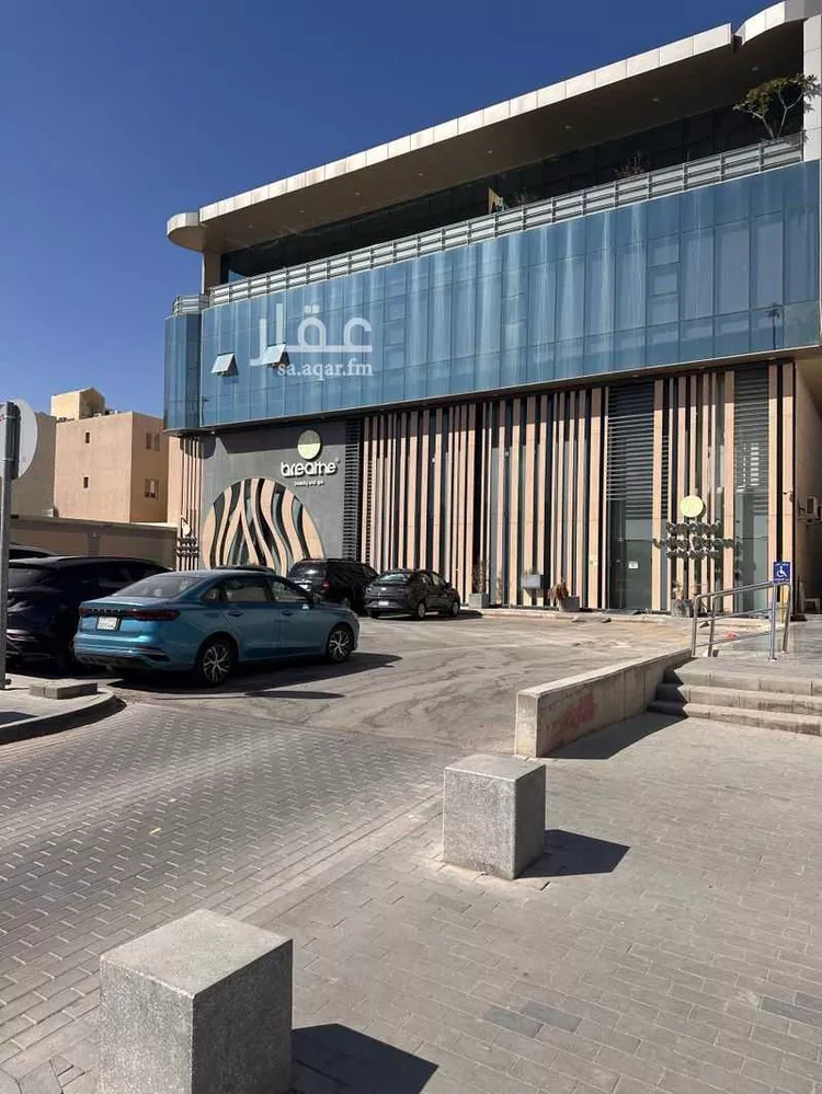 مكتب تجاري للإيجار في شارع الملك عبدالعزيز ابن عبدالرحمن سعود, حي الياسمين, مدينة الرياض, منطقة الرياض