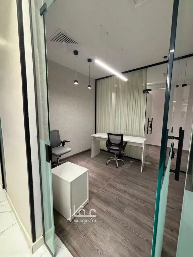 Commercial Office for Rent in Riyadh Al Yasmin صورة 3