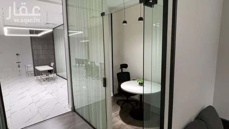 مكتب تجاري للإيجار في شارع الملك عبدالعزيز, حي الياسمين, مدينة الرياض, منطقة الرياض صورة 5