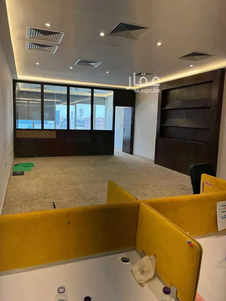 مكتب تجاري للإيجار في شارع الملك عبدالعزيز ابن عبدالرحمن سعود, حي الياسمين, مدينة الرياض, منطقة الرياض صورة 3