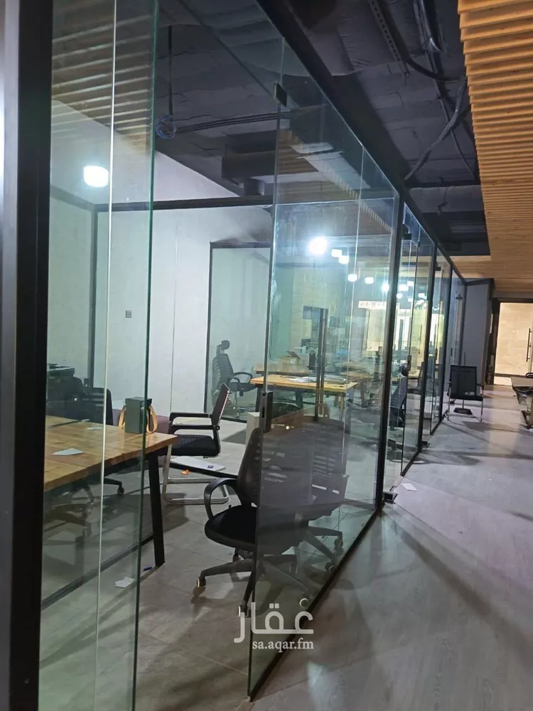 مكتب تجاري للإيجار في شارع الملك عبدالعزيز ابن عبدالرحمن سعود, حي الياسمين, مدينة الرياض, منطقة الرياض صورة 5