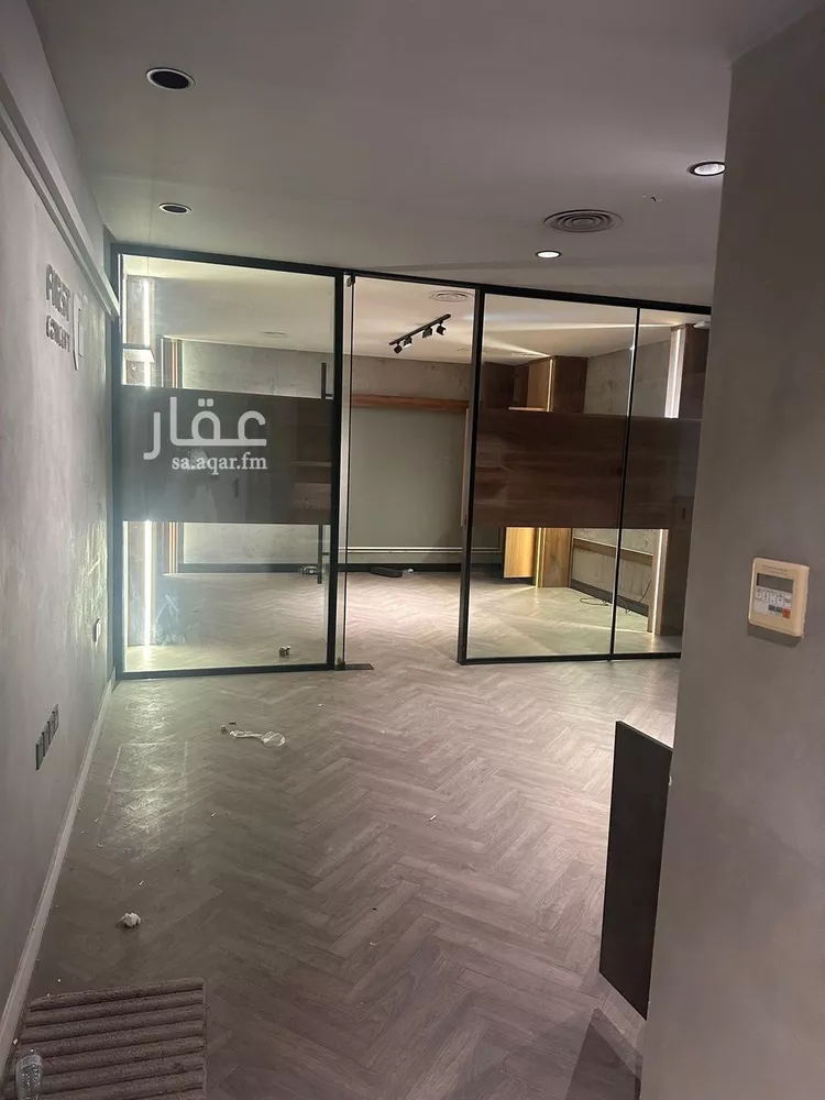 مكتب تجاري للإيجار في شارع الملك عبدالعزيز, حي الياسمين, مدينة الرياض, منطقة الرياض