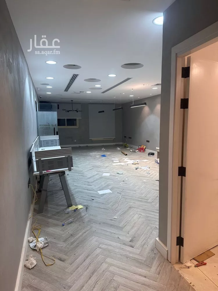 مكتب تجاري للإيجار في شارع الملك عبدالعزيز, حي الياسمين, مدينة الرياض, منطقة الرياض صورة 3