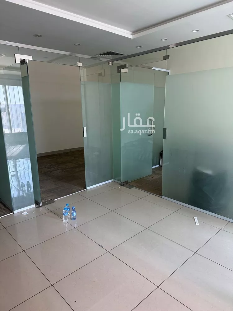 مكتب تجاري للإيجار في شارع الملك عبدالعزيز, حي الياسمين, مدينة الرياض, منطقة الرياض صورة 5