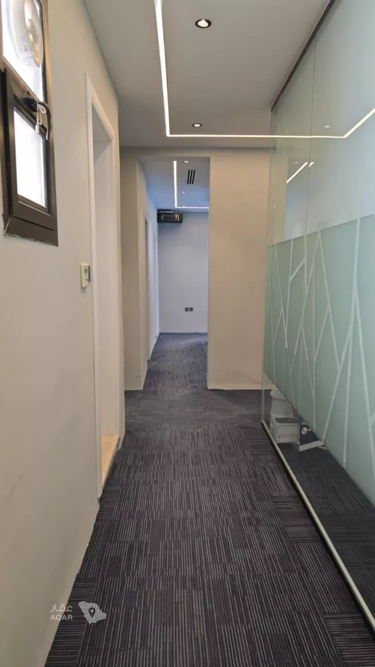 Commercial Office for Rent in Riyadh Al Yasmin 8
