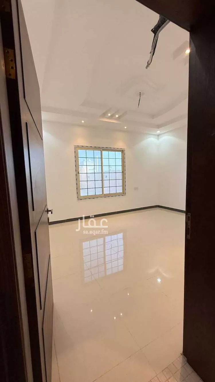 عمارة للإيجار في شارع أبي منصور الأزهري, حي الياقوت, مدينة جدة, منطقة مكة المكرمة