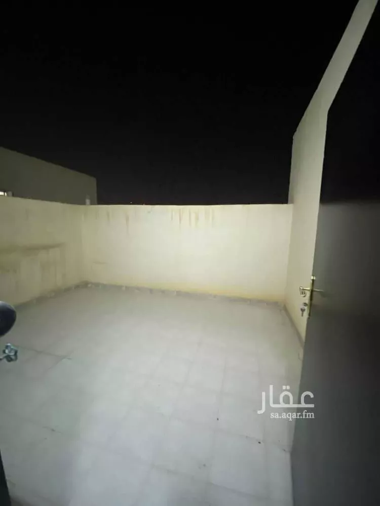 شقة للإيجار في شارع محمد بن القزاز, حي الجنادرية, مدينة الرياض, منطقة الرياض