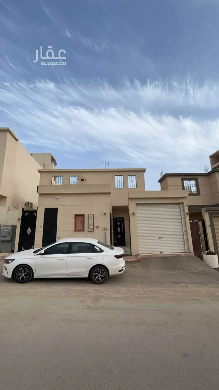 دور للبيع في شارع محمد بن القزاز, حي الجنادرية, مدينة الرياض, منطقة الرياض