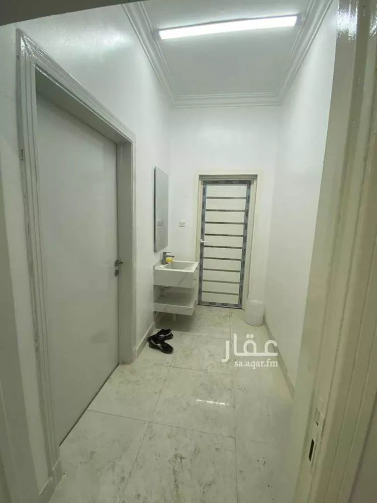شقة للإيجار في شارع محمد بن القزاز, حي الجنادرية, مدينة الرياض, منطقة الرياض صورة 2