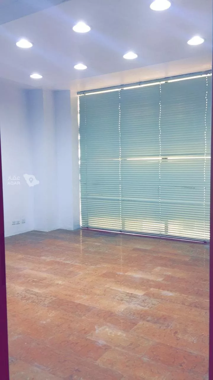 Commercial Office for Rent in Jeddah Al Sharafiyah 2