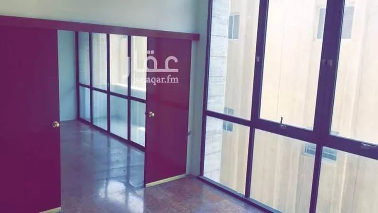 مكتب تجاري للإيجار في شارع الملك فهد, حي الشرفية, مدينة جدة, منطقة مكة المكرمة صورة 4