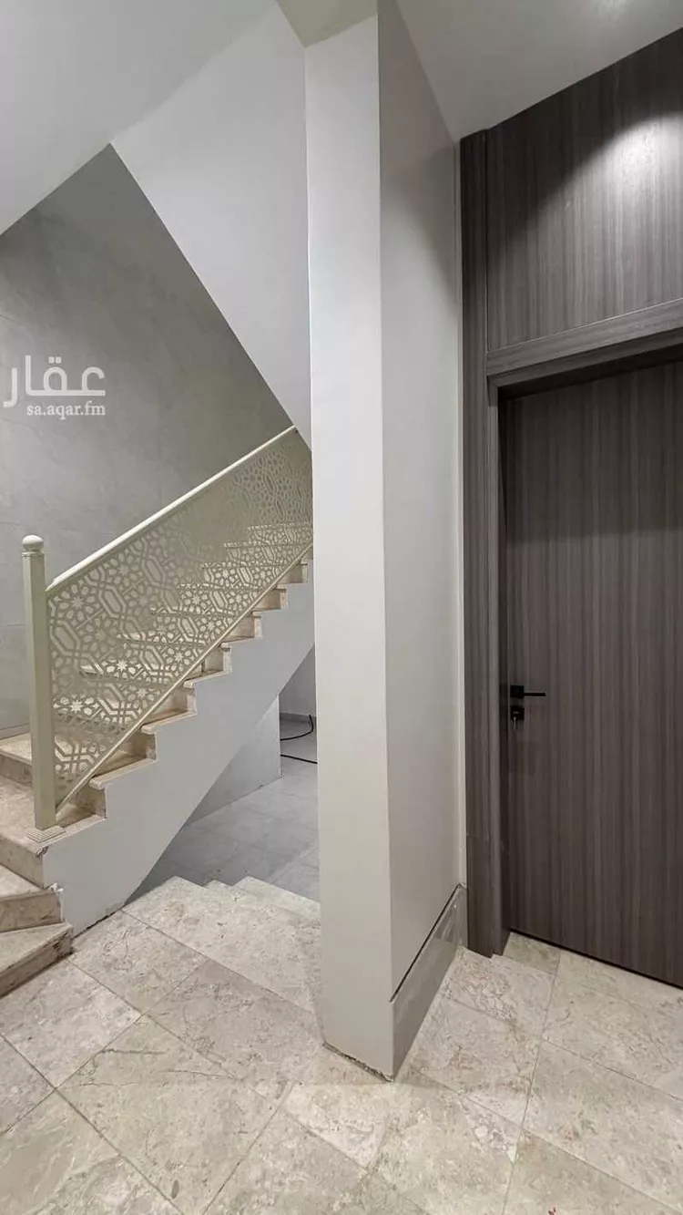 Building for Sale in Medina As Sikkah Al Hadid صورة 3