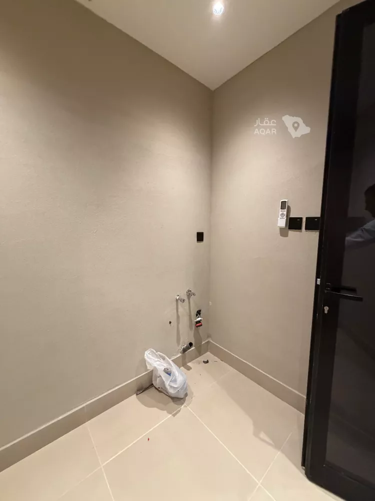 Floor for Rent in Riyadh An Narjis 22