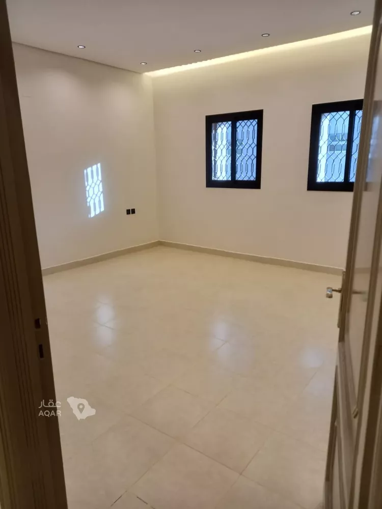 فيلا للبيع في شارع سكاكا, حي العليا, مدينة الرياض, منطقة الرياض 4