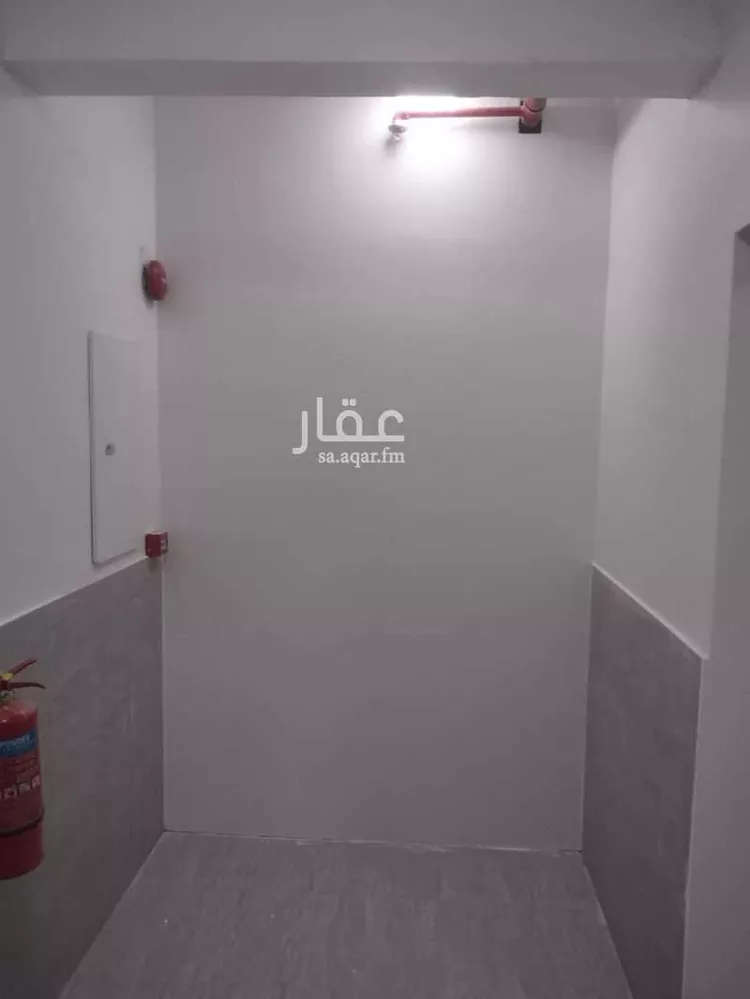 شقة للإيجار في شارع سفيان بن عوف, حي العزيزية, مدينة الرياض, منطقة الرياض صورة 4