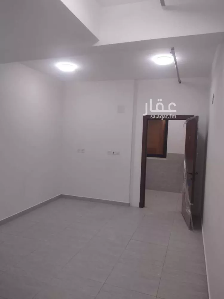 شقة للإيجار في شارع سفيان بن عوف, حي العزيزية, مدينة الرياض, منطقة الرياض صورة 2