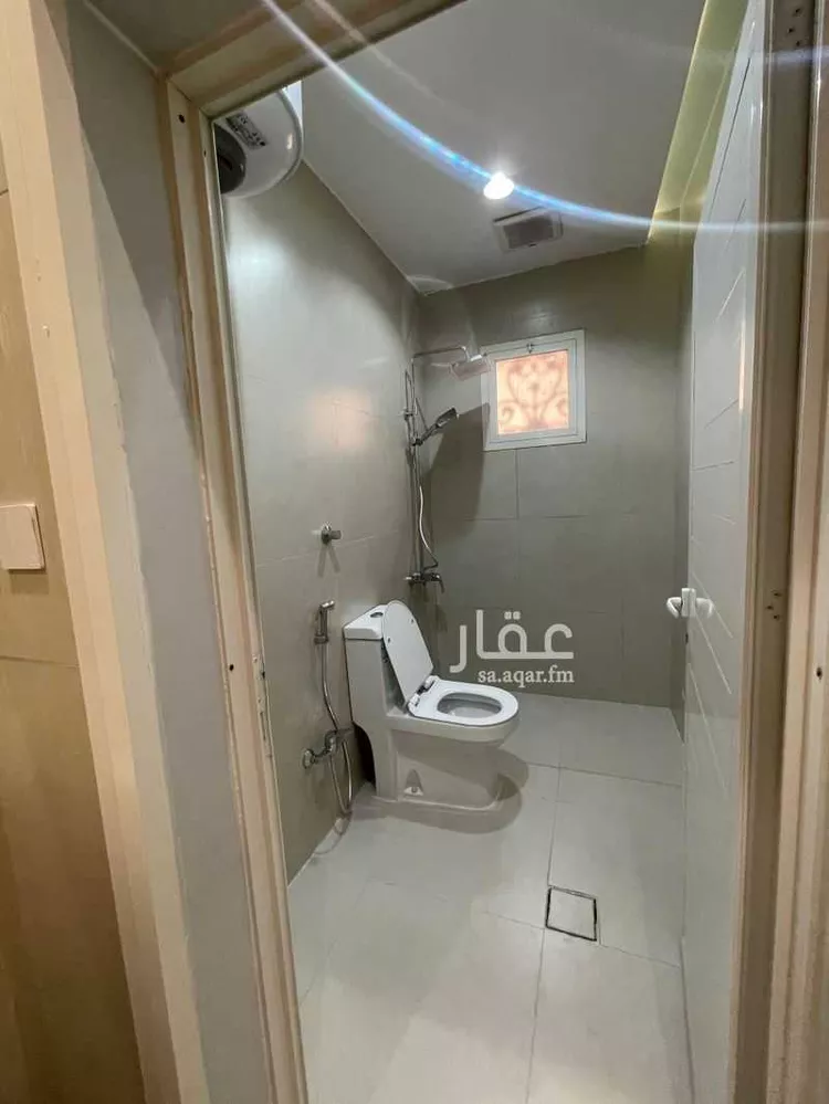 فيلا للإيجار في شارع مدائن صالح ، حي العريجاء الغربي ، الرياض ، منطقة الرياض صورة 4