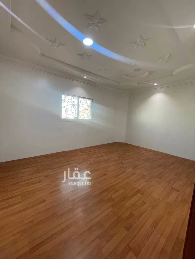 فيلا للإيجار في شارع مدائن صالح ، حي العريجاء الغربي ، الرياض ، منطقة الرياض صورة 2