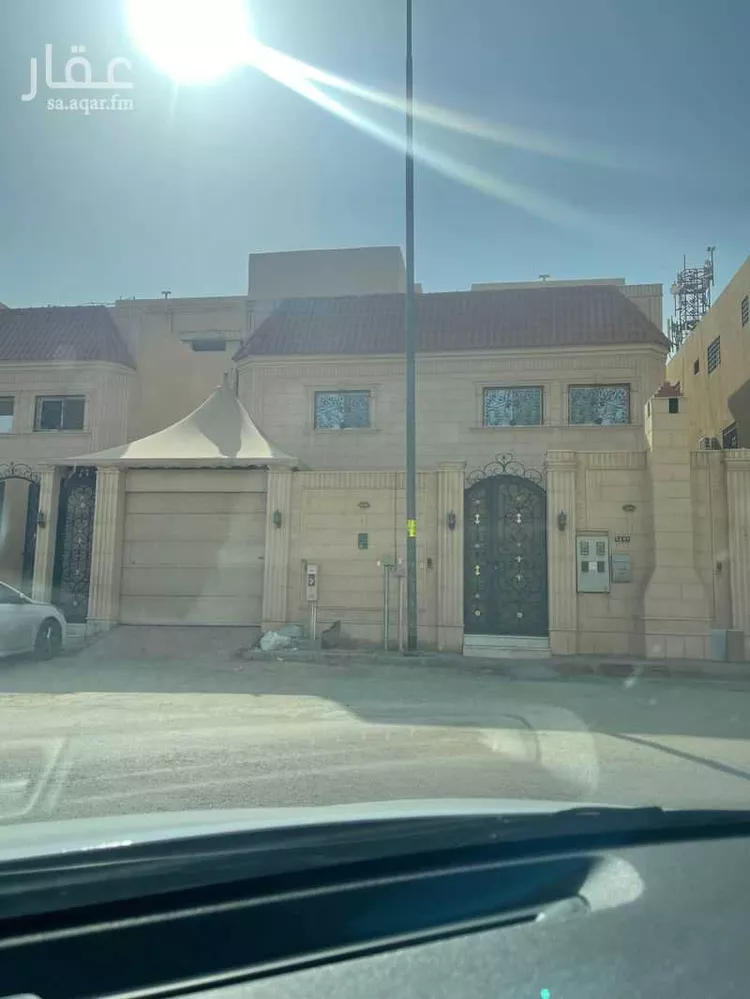 فيلا للإيجار في شارع مدائن صالح ، حي العريجاء الغربي ، الرياض ، منطقة الرياض