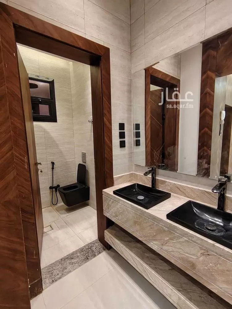 فيلا للبيع في شارع محمد بن أحمد الفاسي ، حي المهدية ، الرياض ، منطقة الرياض 11