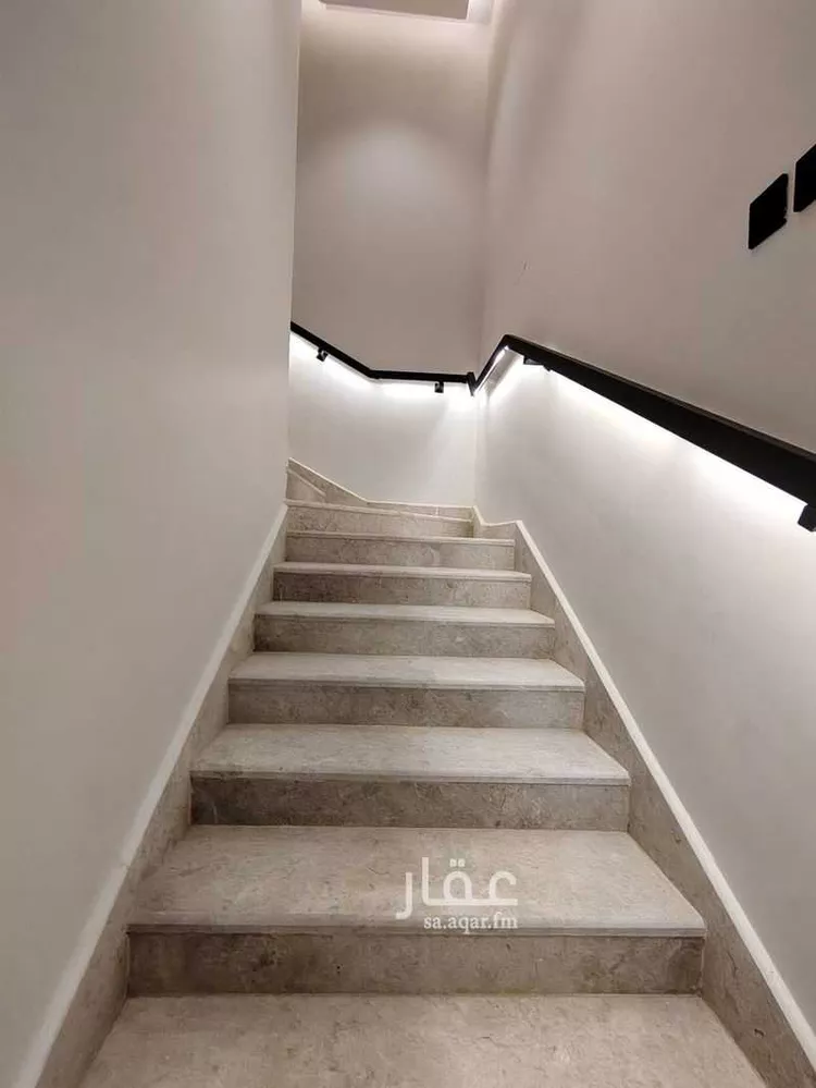 Villa for Sale in Riyadh Al Mahdiyah صورة 4