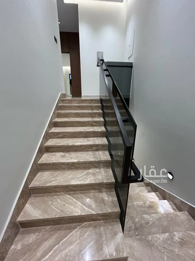 دور للبيع في شارع صفية بنت أبي طاهر, حي النرجس, مدينة الرياض, منطقة الرياض صورة 4