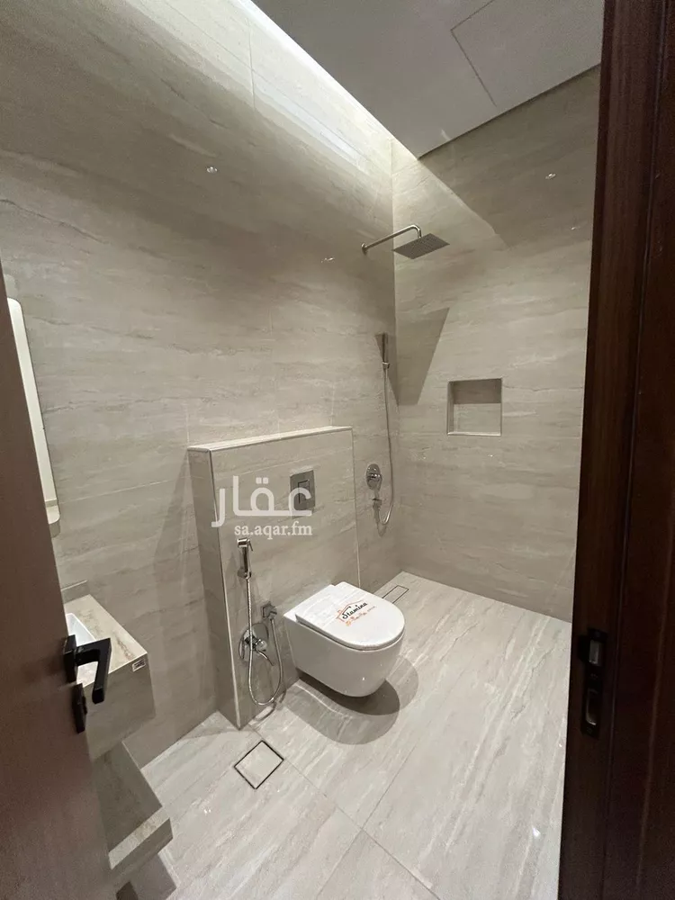 دور للبيع في شارع صفية بنت أبي طاهر, حي النرجس, مدينة الرياض, منطقة الرياض صورة 2