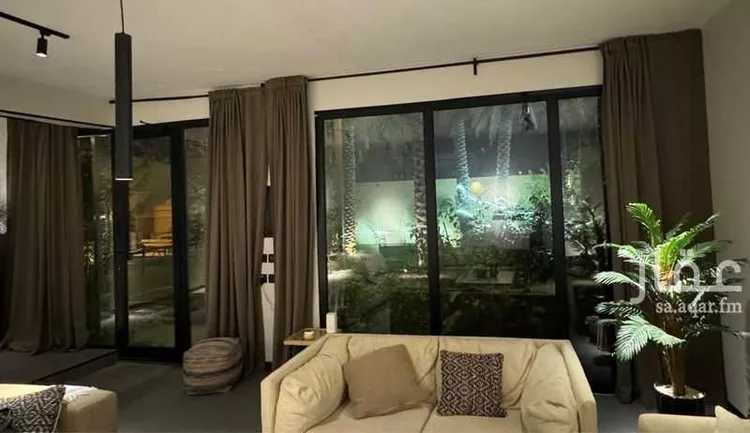 استراحة للبيع في شارع فيصل بن عبدالعزيز, حي الحزم, مدينة حريملاء, منطقة الرياض صورة 4