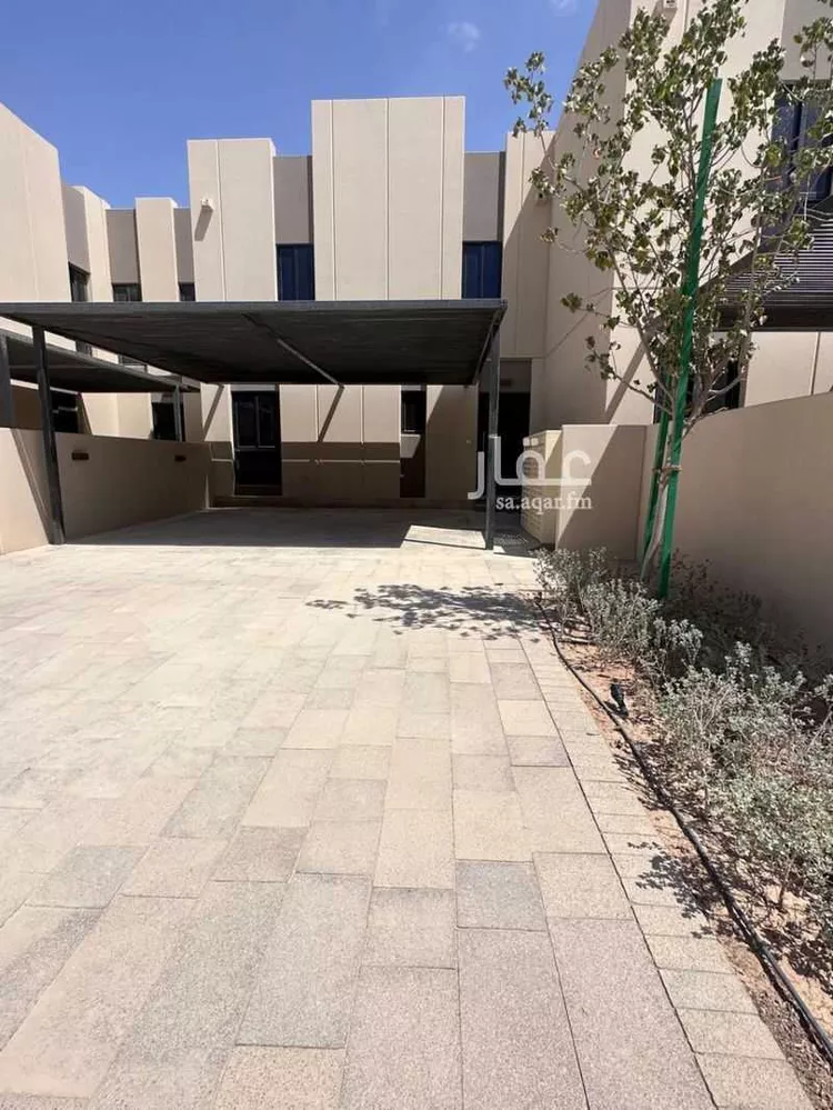 Villa for Sale in Riyadh King Khalid International Airport