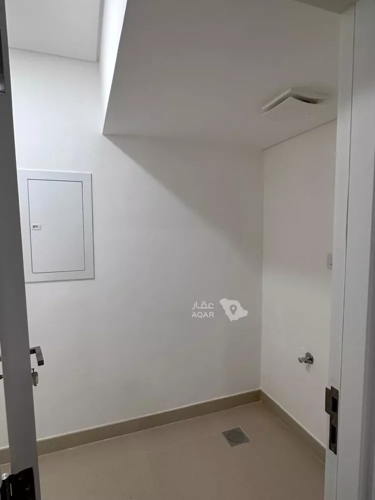 فيلا للبيع في شارع رقم 1251, حي سدرة, مدينة الرياض, منطقة الرياض صورة 5