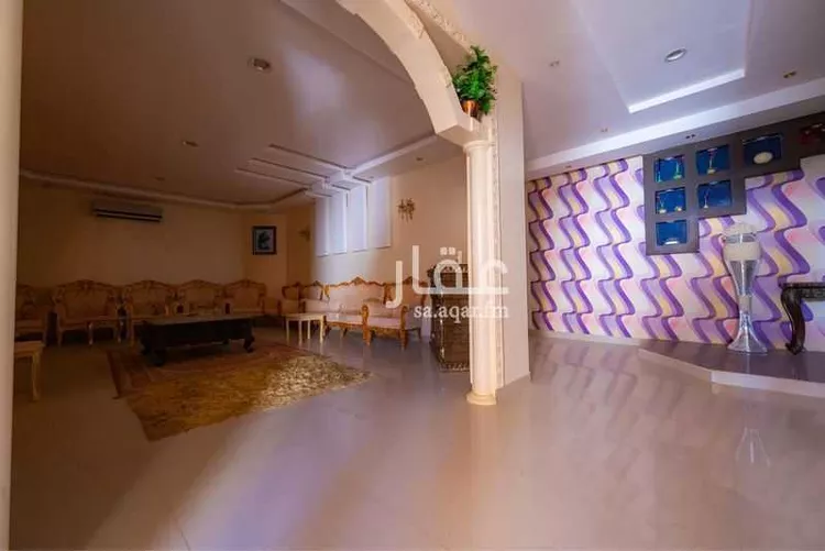 فيلا للبيع في شارع أحمد بن ناصر الكناني, حي العوالي, مدينة الرياض, منطقة الرياض