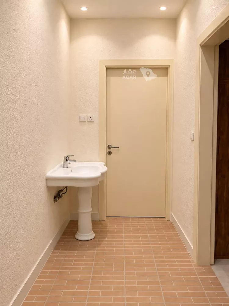 Villa for Sale in Riyadh Al Uraija Al Wusta صورة 3