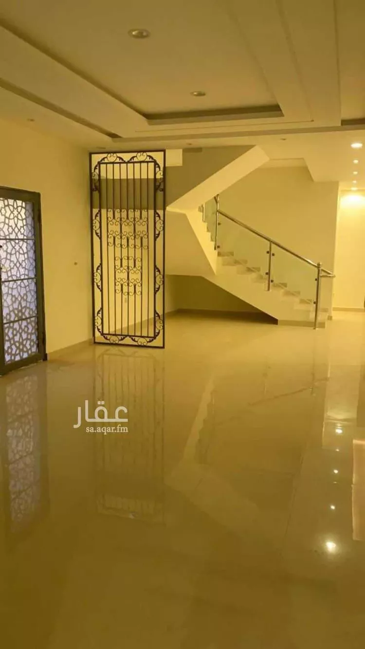 فيلا للبيع في شارع علي بن طاهر, حي العارض, مدينة الرياض, منطقة الرياض صورة 2