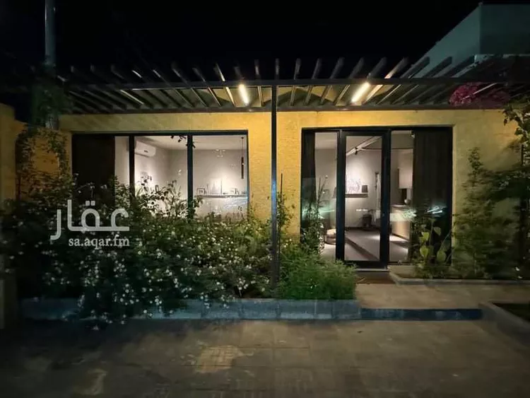 استراحة للبيع في شارع فيصل بن عبدالعزيز, حي الحزم, مدينة حريملاء, منطقة الرياض صورة 4